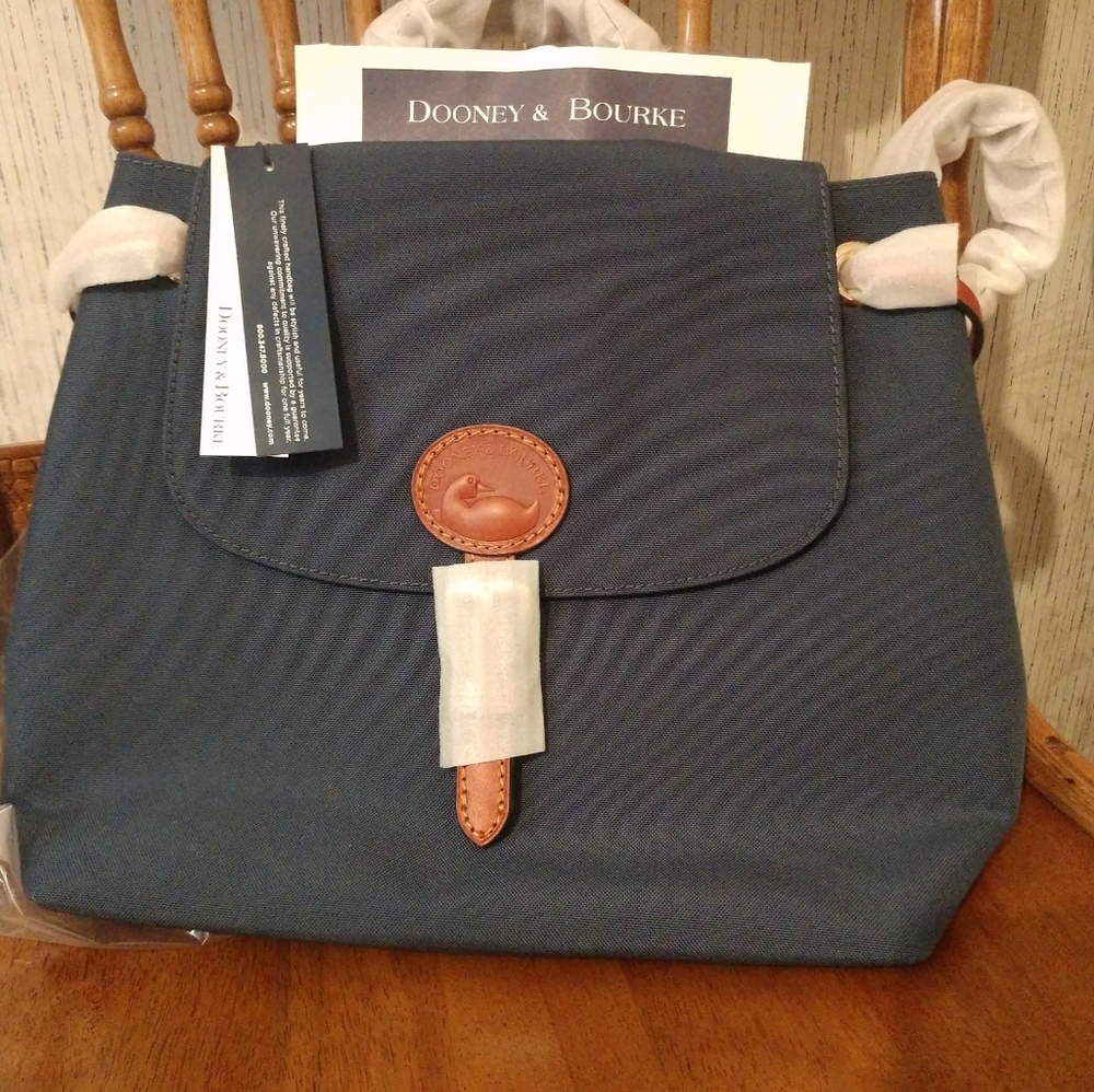 Purses - Picture 4 of 6